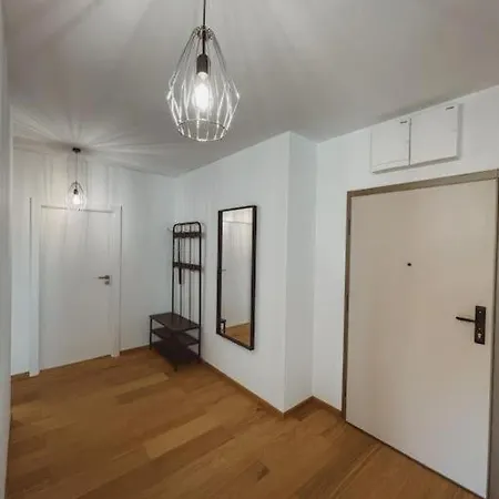 The Bridge Company Spacious Loft 74m2 公寓 *