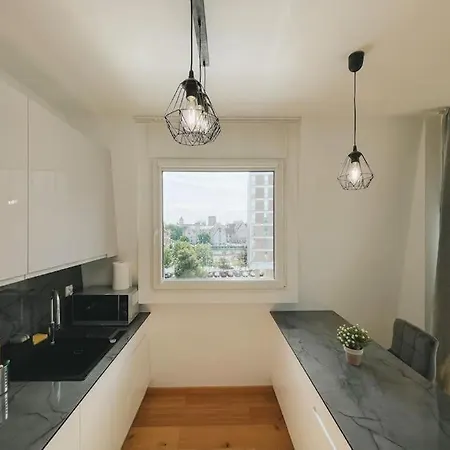 The Bridge Company Spacious Loft 74m2 Lägenhet Poznań