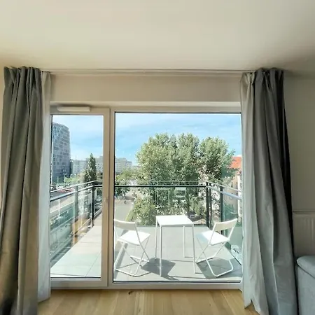 The Bridge Company Spacious Loft 74m2 Poznań